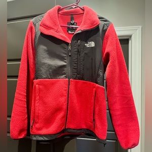 Women’s North Face Denali fleece jacket